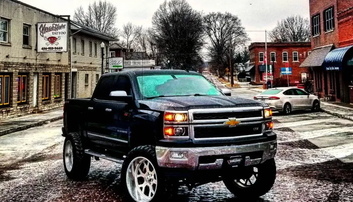 2015 Lifted Chevy Truck